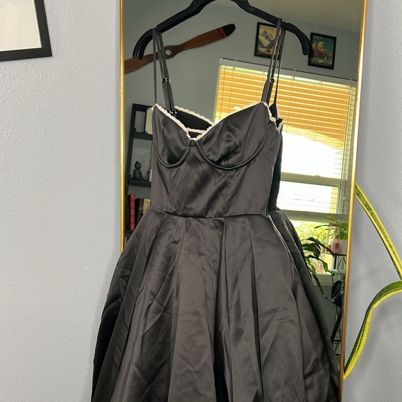 House of CB 'Mademoiselle' Black Satin Tulle Midi Dress NWOT - Picture 8 of 11